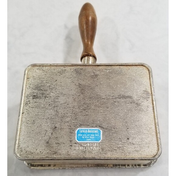 Vintage F.B.Rogers Etched Shield Silver Plated Silent Butler crumb catcher - Picture 8 of 12